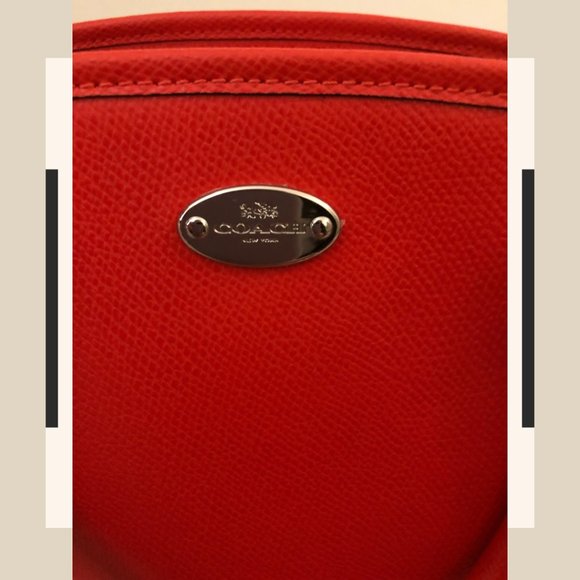 Coach Handbag - Picture 4 of 7